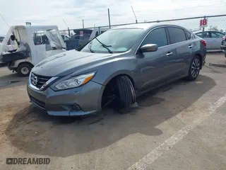 2017 Nissan Altima 2.5 SV with VIN 1N4AL3AP0HC123211, listed as a IAAI auction lot 41842162 with 106,389 mi miles. Bid and sale history available at carsss.com. Image 17.