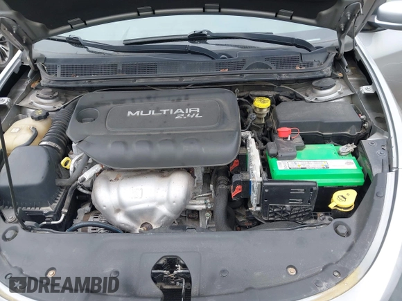 2015 Dodge Dart SXT with VIN 1C3CDFBB8FD286477, listed as a IAAI auction lot 42259459 with 116,636 mi miles and . Bid and sale history available at DreamBid. Image 10.