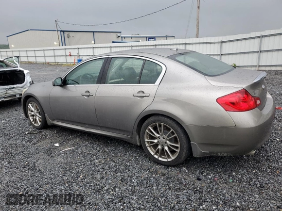 2008 Infiniti G35 Journey z VIN JNKBV61E88M223655, wystawiony jako Copart lot #56632495 z przebiegiem 306 705 mil mil oraz Szkoda całkowita • Salvage title. Historia ofert i sprzedaży dostępna na DreamBid. Obrazek 2.