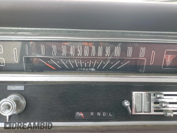 1964 Oldsmobile Cutlass with VIN 814H286903, listed as a Copart auction lot 73982134 with 278,297 mi miles and Non Repairable. Bid and sale history available at DreamBid. Image 9.