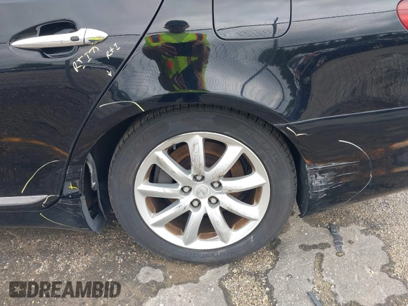2010 Lexus LS 460 z VIN JTHCL5EF5A5005714, wystawiony jako IAAI lot #42616045 z przebiegiem 101 834 mil mil oraz . Historia ofert i sprzedaży dostępna na DreamBid. Obrazek 6.
