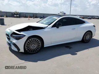 2024 Mercedes-Benz CLE 300 z VIN W1KMJ4HB3RF011490, wystawiony jako Copart lot #50437575 z przebiegiem 2257 mil mil oraz Szkody całkowita. Historia ofert i sprzedaży dostępna na DreamBid. Obrazek 1.