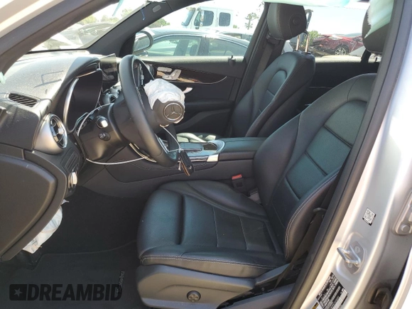 2020 Mercedes-Benz GLC 300 z VIN WDC0G8EB9LF676592, wystawiony jako Copart lot #54897605 z przebiegiem 20 925 mil mil oraz Szkoda całkowita • Salvage title. Historia ofert i sprzedaży dostępna na DreamBid. Obrazek 7.