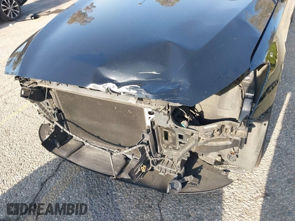 2017 Genesis G80 3.8L z VIN KMHGN4JE6HU198651, wystawiony jako IAAI lot #41970311 z przebiegiem 38 292 mil mil oraz . Historia ofert i sprzedaży dostępna na DreamBid. Obrazek 6.