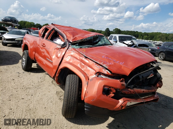 2017 Toyota Tacoma SR5 z VIN 5TFRZ5CN6HX045562, wystawiony jako Copart lot #47294661 z przebiegiem Nie podano mil oraz Szkoda całkowita • Salvage title. Historia ofert i sprzedaży dostępna na DreamBid. Obrazek 1.