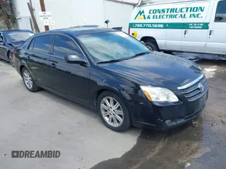 2006 Toyota Avalon XL with VIN 4T1BK36B26U134180, listed as a IAAI auction lot 42128863 with 162,177 mi miles. Bid and sale history available at carsss.com. Image 1.