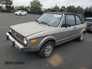 1984 Volkswagen Rabbit z VIN WVWCA0152EK015292, wystawiony jako Copart lot #55503315 z przebiegiem 216 970 mil mil oraz Tytuł czysty. Historia ofert i sprzedaży dostępna na DreamBid. Obrazek 1.
