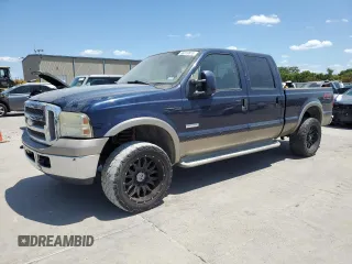 2006 Ford Super Duty F-250 XL with VIN 1FTSW21P06EA10005, listed as a Copart auction lot 66816574 with 251,977 mi miles and Salvage Title. Bid and sale history available at carsss.com. Image 1.