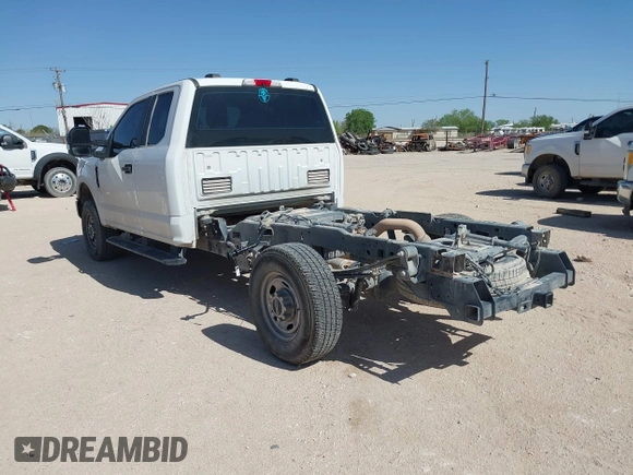 2022 Ford F-250 XL with VIN 1FT7X2B67NED41980, listed as a IAAI auction lot 41949068 with 198,485 mi miles and . Bid and sale history available at DreamBid. Image 3.