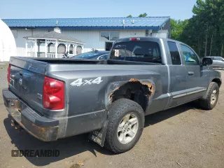 2005 Dodge Dakota SLT with VIN 1D7HW42N05S140228, listed as a Copart auction lot 62136055 with 191,663 mi miles and Clean title. Bid and sale history available at DreamBid. Image 3.