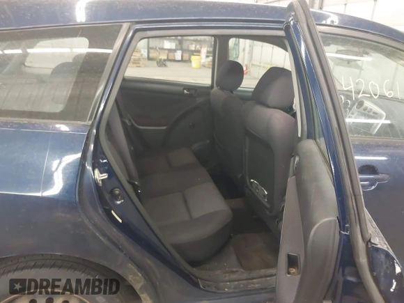 2003 Toyota Matrix Std with VIN 2T1KR32E63C066815, listed as a IAAI auction lot 42061662 with 283,120 mi miles. Bid and sale history available at carsss.com. Image 8.