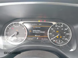 2024 Nissan Rogue SV z VIN JN8BT3BA6RW360105, wystawiony jako IAAI lot #41905419 z przebiegiem 7 103 mil mil oraz . Historia ofert i sprzedaży dostępna na DreamBid. Obrazek 7.