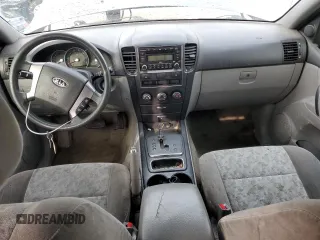 2007 Kia Sorento EX z VIN KNDJC736575722632, wystawiony jako Copart lot #47543815 z przebiegiem 210 273 mil mil oraz Szkoda całkowita • Salvage title. Historia ofert i sprzedaży dostępna na DreamBid. Obrazek 8.