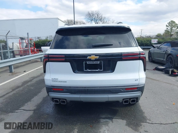 2024 Chevrolet Traverse FWD LT с VIN 1GNERGKS8RJ235117, выставлен на аукционе IAAI как лот 41635193 с пробегом 5 112 миль миль и . История ставок и продаж доступна на DreamBid. Изображение 16.