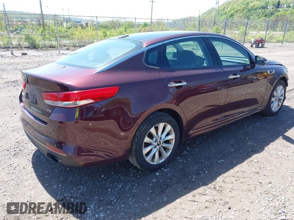 2016 Kia Optima EX z VIN 5XXGU4L37GG114750, wystawiony jako IAAI lot #42154903 z przebiegiem 97 625 mil mil oraz . Historia ofert i sprzedaży dostępna na DreamBid. Obrazek 4.