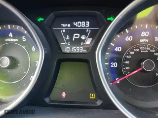 2016 Hyundai Elantra SE with VIN 5NPDH4AE7GH785402, listed as a IAAI auction lot 41902194 with 101,593 mi miles. Bid and sale history available at carsss.com. Image 16.