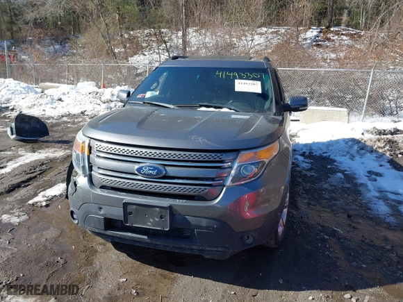 2013 Ford Explorer Limited with VIN 1FM5K8F89DGA61027, listed as a IAAI auction lot 41493307 with 186,969 mi miles. Bid and sale history available at carsss.com. Image 12.