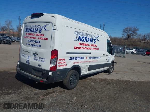 2019 Ford Transit with VIN 1FTYR2CM3KKB23320, listed as a IAAI auction lot 41824025 with 29,221 mi miles. Bid and sale history available at carsss.com. Image 4.