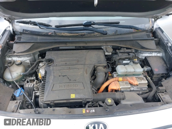 2018 Kia Niro EX with VIN KNDCC3LC6J5148315, listed as a IAAI auction lot 42074938 with 120,117 mi miles and . Bid and sale history available at DreamBid. Image 10.