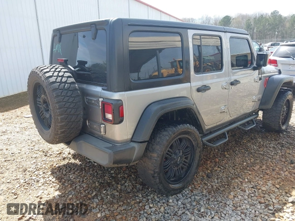 2020 Jeep Wrangler Unlimited Sport Altitude с VIN 1C4HJXDN8LW127059, выставлен на аукционе IAAI как лот 41821194 с пробегом 152 744 миль миль и . История ставок и продаж доступна на DreamBid. Изображение 4.