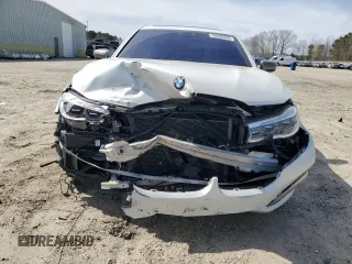 2018 BMW 7 Series M760i xDrive with VIN WBA7H6C53JG614967, listed as a Copart auction lot 49269345 with 83,872 mi miles and Salvage Title. Bid and sale history available at carsss.com. Image 5.