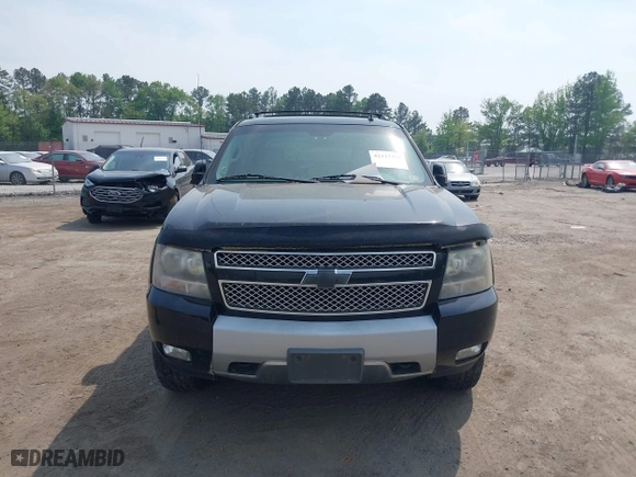 2009 Chevrolet Avalanche LT w/2LT with VIN 3GNFK22039G177073, listed as a IAAI auction lot 42127481 with 139,298 mi miles. Bid and sale history available at carsss.com. Image 12.