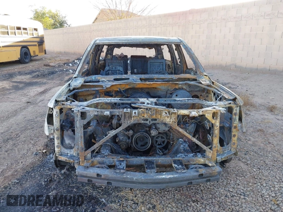 2019 Chevrolet Suburban LT with VIN 1GNSCHKC2KR395939, listed as a IAAI auction lot 41407596 with Not Provided miles and . Bid and sale history available at DreamBid. Image 11.