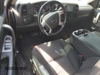 2011 GMC Sierra 1500 SLE with VIN 3GTP2VE33BG266362, listed as a Copart auction lot 62842195 with 148,679 mi miles and Salvage title. Bid and sale history available at DreamBid. Image 8.
