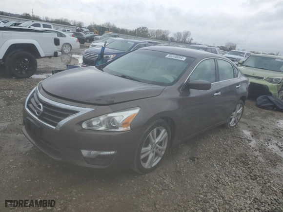 2013 Nissan Altima 3.5 SV with VIN 1N4BL3AP3DN461785, listed as a Copart auction lot 80348094 with 207,158 mi miles and Salvage Title. Bid and sale history available at carsss.com. Image 1.