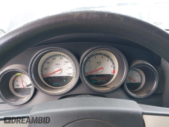 2008 Dodge Charger with VIN 2B3KA43R28H277586, listed as a IAAI auction lot 41881774 with 185,441 mi miles and . Bid and sale history available at carsss.com. Image 7.