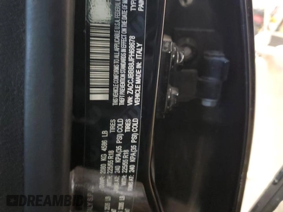 2018 Jeep Renegade Altitude with VIN ZACCJBBB8JPH68678, listed as a Copart auction lot 79133264 with 52,459 mi miles and Salvage title. Bid and sale history available at DreamBid. Image 14.