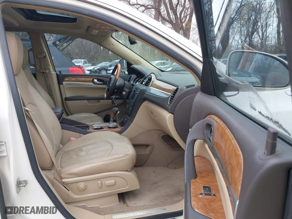 2008 Buick Enclave CXL with VIN 5GAER23728J254168, listed as a IAAI auction lot 41861209 with 252,036 mi miles. Bid and sale history available at carsss.com. Image 5.