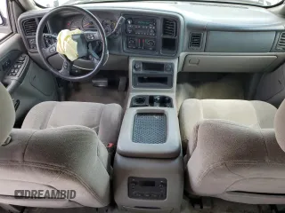 2003 Chevrolet Tahoe LS с VIN 1GNEC13V23J203066, выставлен на аукционе Copart как лот 52641765 с пробегом 273 492 миль миль и Списание • Salvage title. История ставок и продаж доступна на DreamBid. Изображение 8.