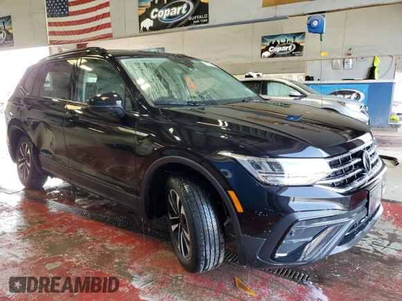 2024 Volkswagen Tiguan S с VIN 3VVFB7AXXRM118805, выставлен на аукционе Copart как лот 55282465 с пробегом 8 871 миль миль и Списание • Salvage title. История ставок и продаж доступна на DreamBid. Изображение 4.