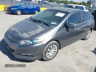 2010 Honda Insight LX с VIN JHMZE2H5XAS033628, выставлен на аукционе IAAI как лот 42326613 с пробегом 239 068 миль миль и . История ставок и продаж доступна на DreamBid. Изображение 2.