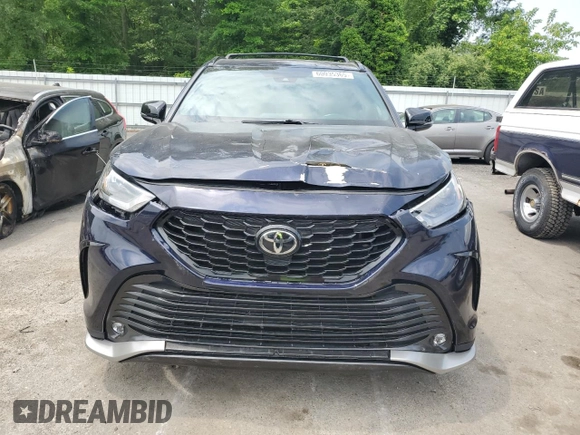 2021 Toyota Highlander XSE with VIN 5TDJZRBH0MS121857, listed as a Copart auction lot 60035365 with 73,316 mi miles and Salvage title. Bid and sale history available at DreamBid. Image 5.