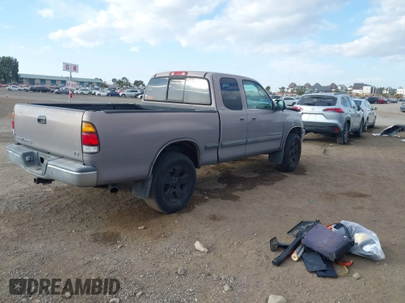 2000 Toyota Tundra SR5 with VIN 5TBRT3411YS002814, listed as a IAAI auction lot 41253815 with 155,327 mi miles and . Bid and sale history available at DreamBid. Image 4.