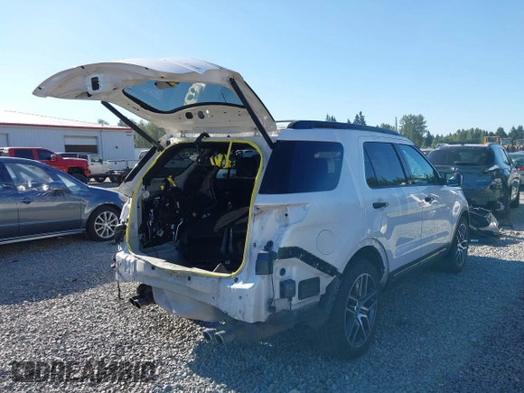 2018 Ford Explorer Sport z VIN 1FM5K8GT2JGA78587, wystawiony jako IAAI lot #42674710 z przebiegiem 66 980 mil mil oraz . Historia ofert i sprzedaży dostępna na DreamBid. Obrazek 4.