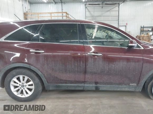 2019 Kia Sorento S V6 with VIN 5XYPGDA56KG483373, listed as a IAAI auction lot 41680817 with 91,970 mi miles. Bid and sale history available at carsss.com. Image 13.