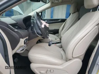 2019 Lincoln MKC Reserve with VIN 5LMCJ3C97KUL46993, listed as a Copart auction lot 55403035 with 42,638 mi miles and Salvage title. Bid and sale history available at DreamBid. Image 7.