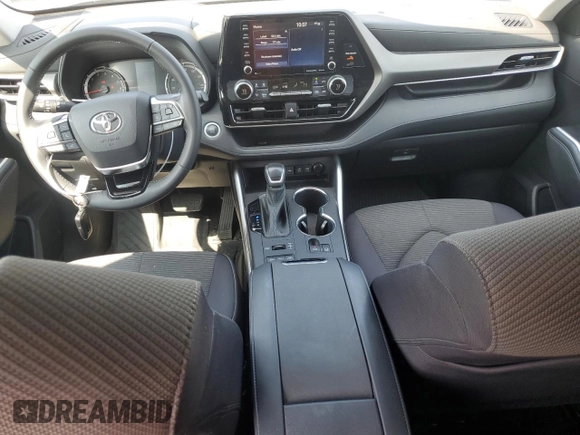 2021 Toyota Highlander L z VIN 5TDBZRBH2MS557694, wystawiony jako Copart lot #61921955 z przebiegiem 39 634 mil mil oraz Szkoda całkowita • Salvage title. Historia ofert i sprzedaży dostępna na DreamBid. Obrazek 8.