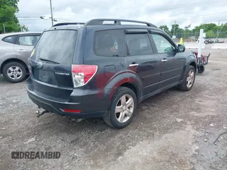 2009 Subaru Forester X z VIN JF2SH63689H732462, wystawiony jako IAAI lot #42360241 z przebiegiem 147 720 mil mil oraz . Historia ofert i sprzedaży dostępna na DreamBid. Obrazek 4.