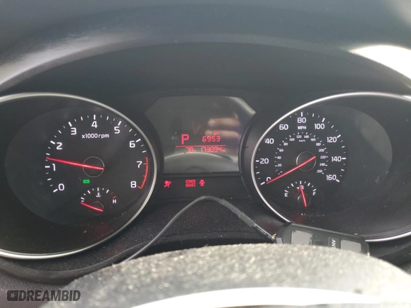 2015 Kia Sedona L with VIN KNDMA5C1XF6016437, listed as a Copart auction lot 64709164 with 173,094 mi miles and Salvage Title. Bid and sale history available at carsss.com. Image 9.