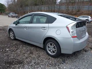 2011 Toyota Prius I with VIN JTDKN3DU9B5315846, listed as a IAAI auction lot 41928593 with 203,931 mi miles. Bid and sale history available at carsss.com. Image 3.