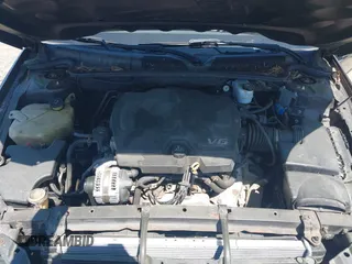 2009 Buick Lucerne CXL with VIN 1G4HD57M59U122626, listed as a IAAI auction lot 42004989 with 184,026 mi miles. Bid and sale history available at carsss.com. Image 10.