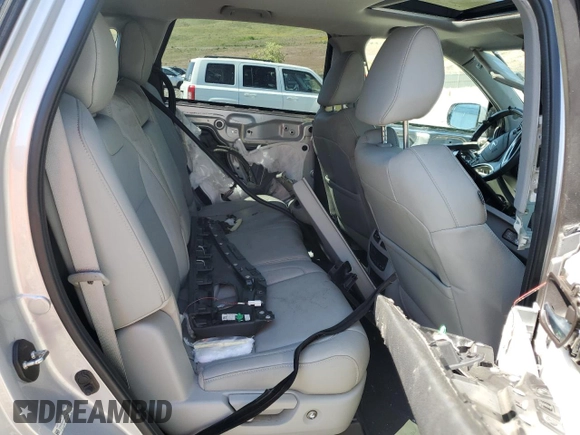 2015 Acura MDX z VIN 5FRYD4H25FB017602, wystawiony jako Copart lot #57467175 z przebiegiem Nie podano mil oraz Szkoda całkowita • Salvage title. Historia ofert i sprzedaży dostępna na DreamBid. Obrazek 11.