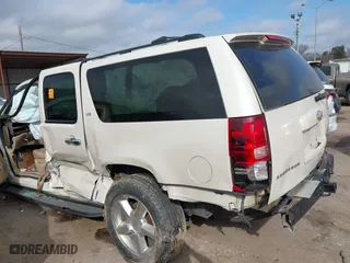 2011 Chevrolet Suburban LTZ with VIN 1GNSCKE02BR337179, listed as a IAAI auction lot 41477139 with 1 mi miles. Bid and sale history available at carsss.com. Image 3.