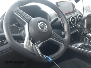 2022 Nissan Sentra SR z VIN 3N1AB8DV0NY313438, wystawiony jako IAAI lot #42076992 z przebiegiem Nie podano mil oraz . Historia ofert i sprzedaży dostępna na DreamBid. Obrazek 11.