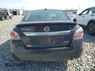 2015 Nissan Altima SV with VIN 1N4AL3AP7FC580501, listed as a Copart auction lot 50876125 with 35,637 mi miles and Salvage Title. Bid and sale history available at DreamBid. Image 6.