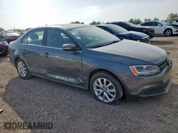 2013 Volkswagen Jetta SE with VIN 3VWDX7AJ2DM429198, listed as a Copart auction lot 56983025 with 68,365 mi miles and Salvage title. Bid and sale history available at DreamBid. Image 4.